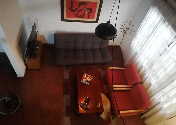 Apartamento Amplio Y Muy Bien Ubicado